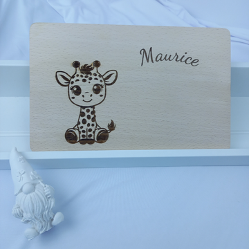 Frühstücksbrettchen / Vesperbrettchen mit Wunschname  Motiv "Süße Giraffe"/ Geschenk/ Kindergeburtstag